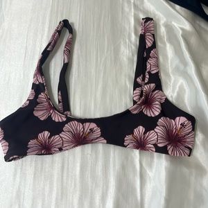 Benoa swim south top outrigger